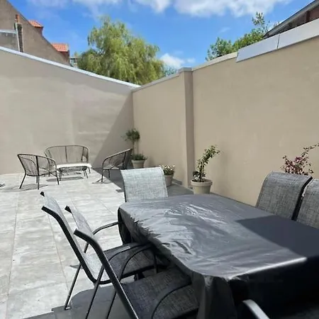 Agreable T2, Proche G Apartmán